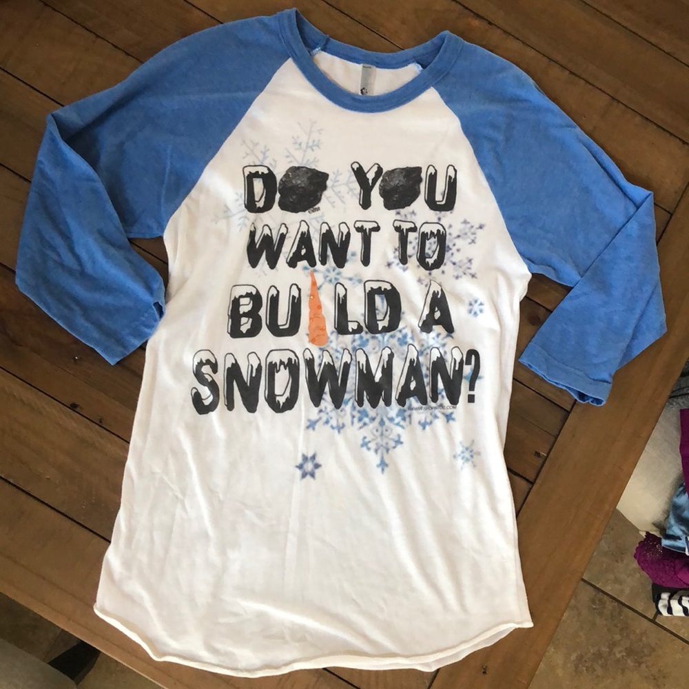 3/4 sleeve Holiday tee